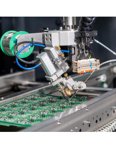 Pájecí robot Reeco RE-2100 s dopravníkem 2